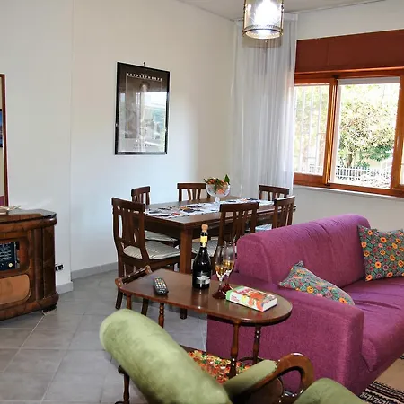 Apartment Santo Janni *